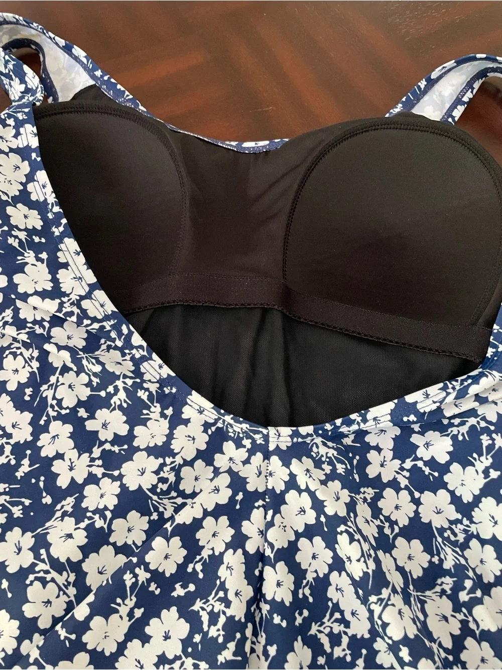 Shore Shapes women’s size 14 one piece swimsuit floral print in Navy and white - Picture 3 of 5